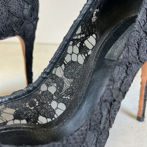 DOLCE & GABBANA HIGH HEEL LACED PUMPS - Picture 3 of 11